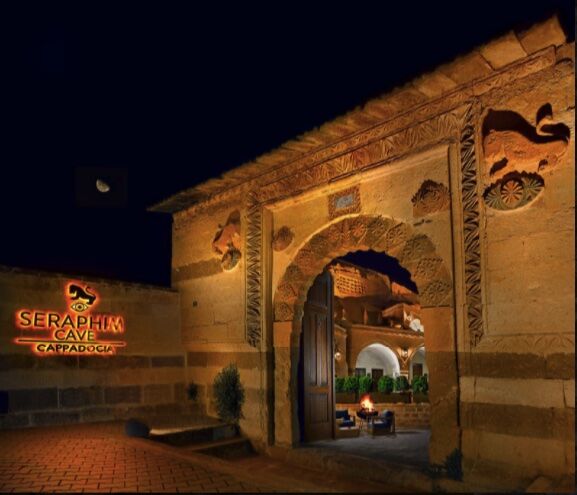 Seraphim Cave Hotel